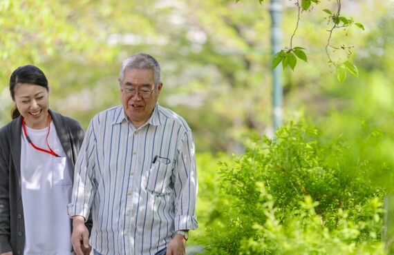 必要な人にリハビリが届く社会に。  リハビリ難民を解消します。